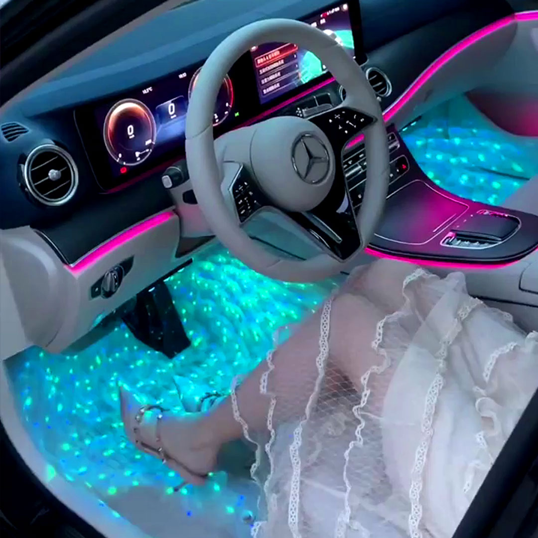 Eclairage LED RGB interieur voiture - Équipement auto